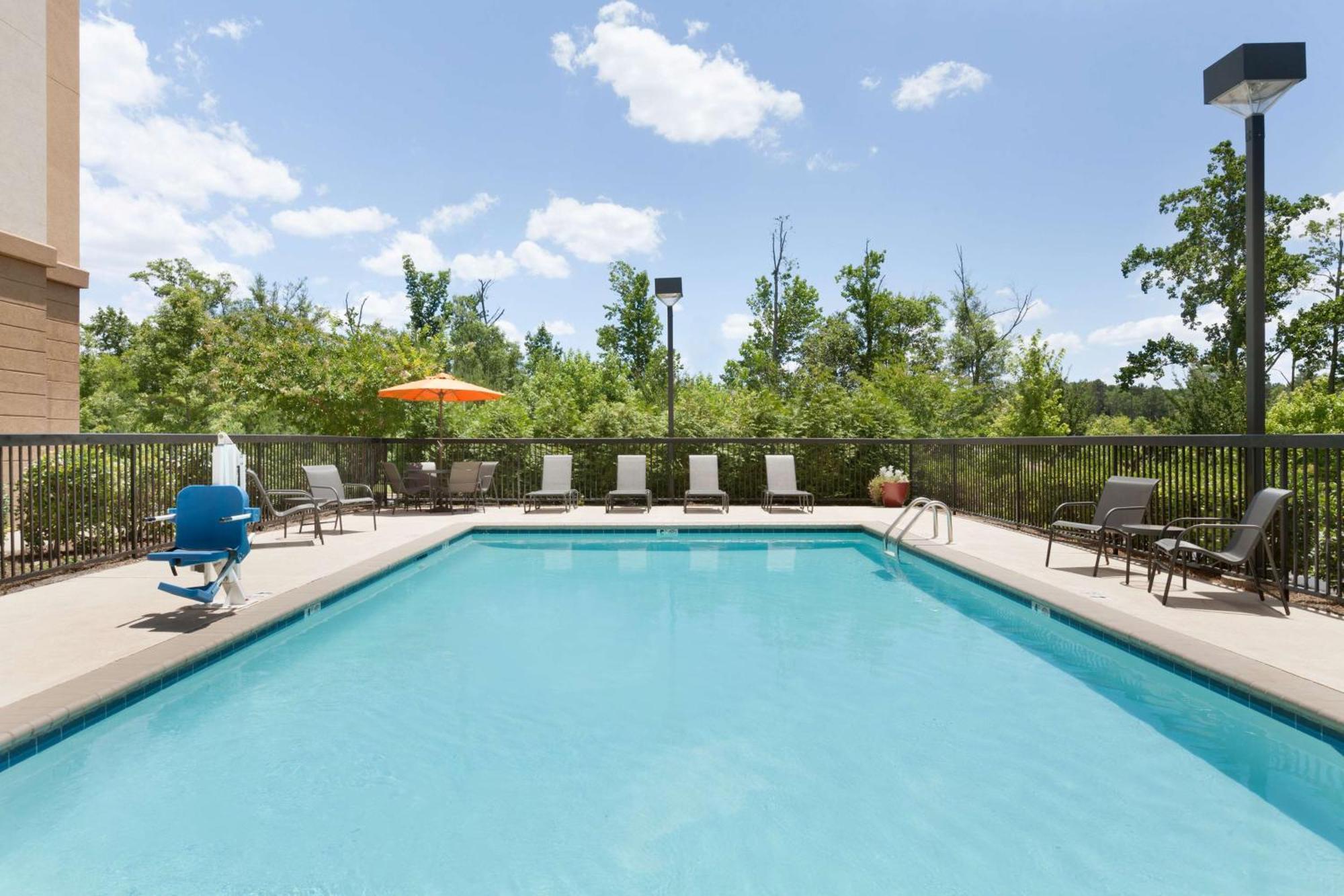 Hampton Inn & Suites Opelika-I-85 Auburn Area Екстериор снимка